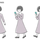 歩きながらスマートフォンを操作するボブヘアの女性のフリーイラストセット